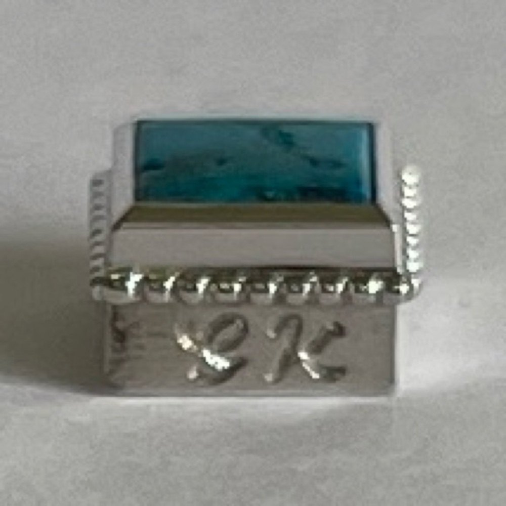 Women’s Caerleon Silver and Gold Ring with Interchangeable Gemstones. - Picture 8 of 16